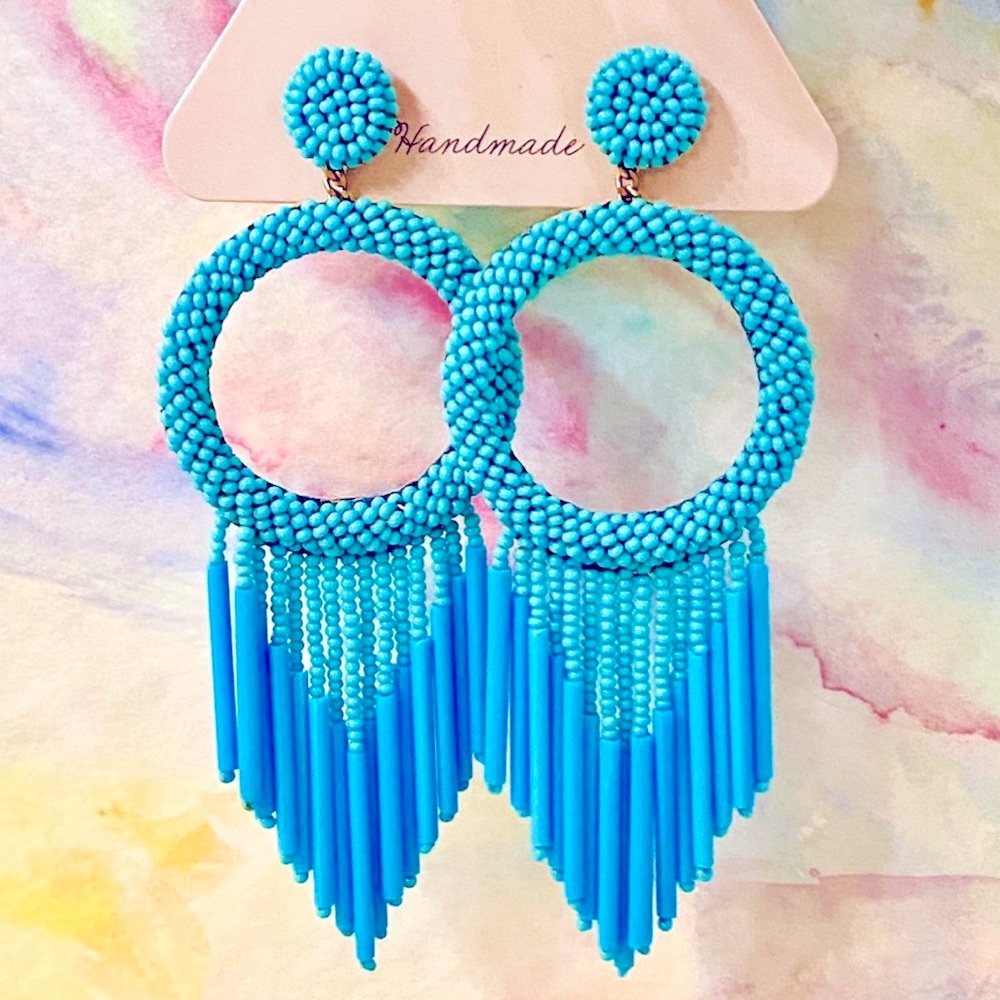 🌺🎉HP🎉🌺 NWT Deepa Gurnani Beaded Hoop Fringe Chandeliers